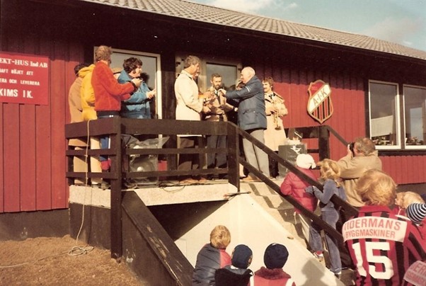 Klubbstugan invigs